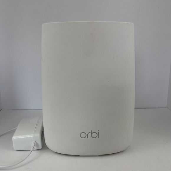 Netgear Orbi RBR50 Router AC3000 Tri-band WiFi - Picture 1 of 8